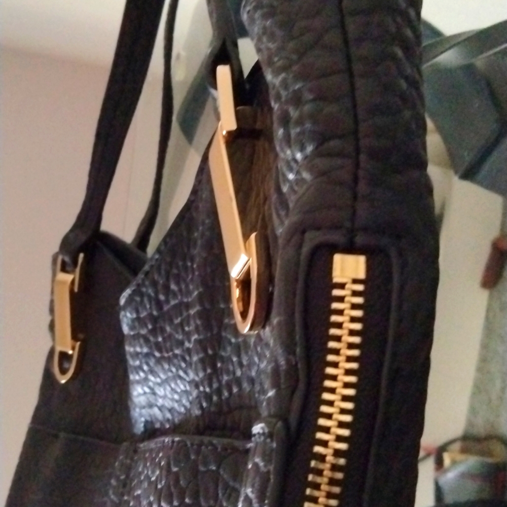 NWOT Vince Camuto  Leather Bag - Picture 2 of 9
